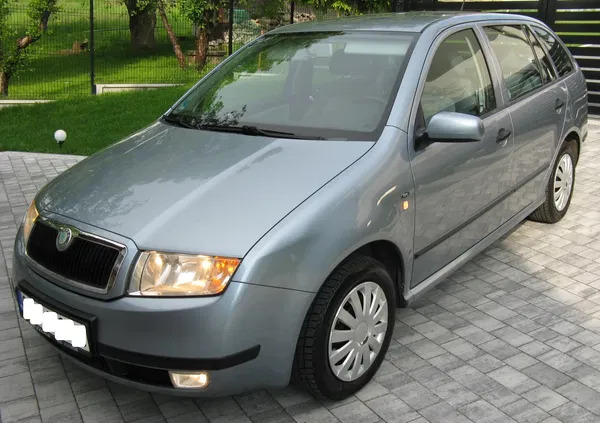 małopolskie Skoda Fabia cena 8700 przebieg: 162000, rok produkcji 2001 z Stoczek Łukowski